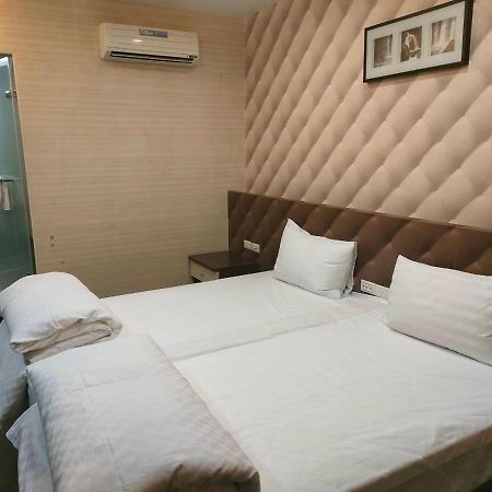 Shun-Yi Business Hotel Chiayi City Exterior photo